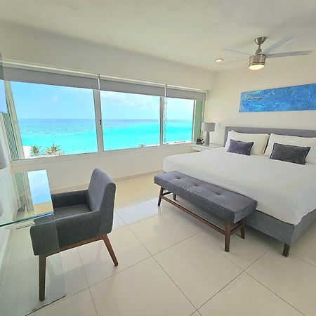 Ocean View Three Bedroom, Three Story Penthouse By The Beach カンクン エクステリア 写真