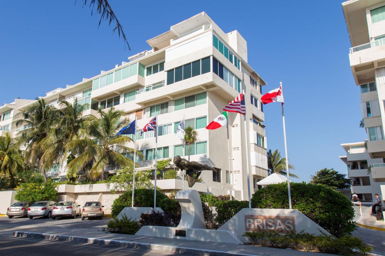 Ocean View Three Bedroom, Three Story Penthouse By The Beach カンクン エクステリア 写真